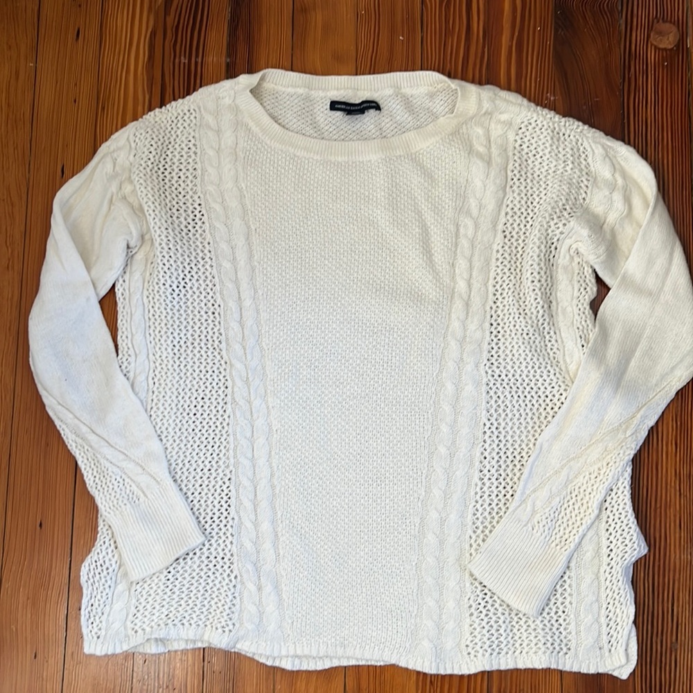 American Eagle Outfitters Sweater
